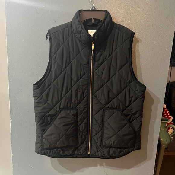 J. Crew Jackets & Blazers - J crew black quilted vest